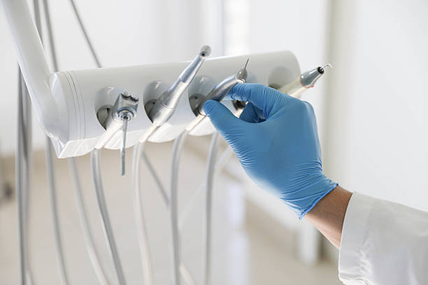 Professional Emergency Dentist technician working in Lake County County, IN
